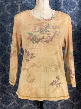 Women's Floral Long-Sleeve Tee in Soft Beige